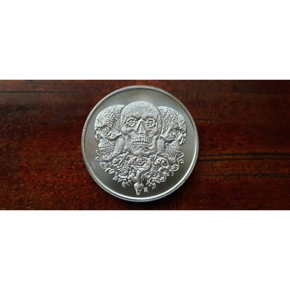 Art Round Sugar Skull Day Of Dead In coin capsule. 1 oz 999 SILVER - Picture 4 of 8